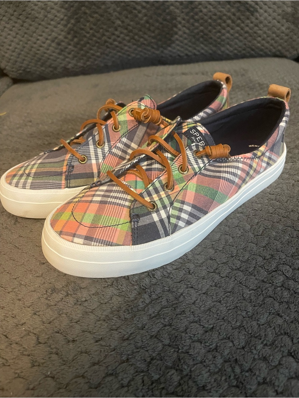 Sperry - Picture 6 of 8